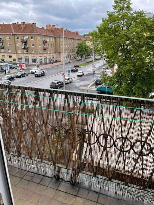 Priestranny 3 Izb. Apartman V Centre S Parkovanim. Besztercebánya Kültér fotó